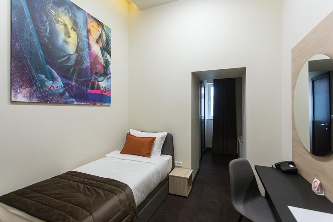 Hotel Grand Hedonist Pancevo Ngoại thất bức ảnh