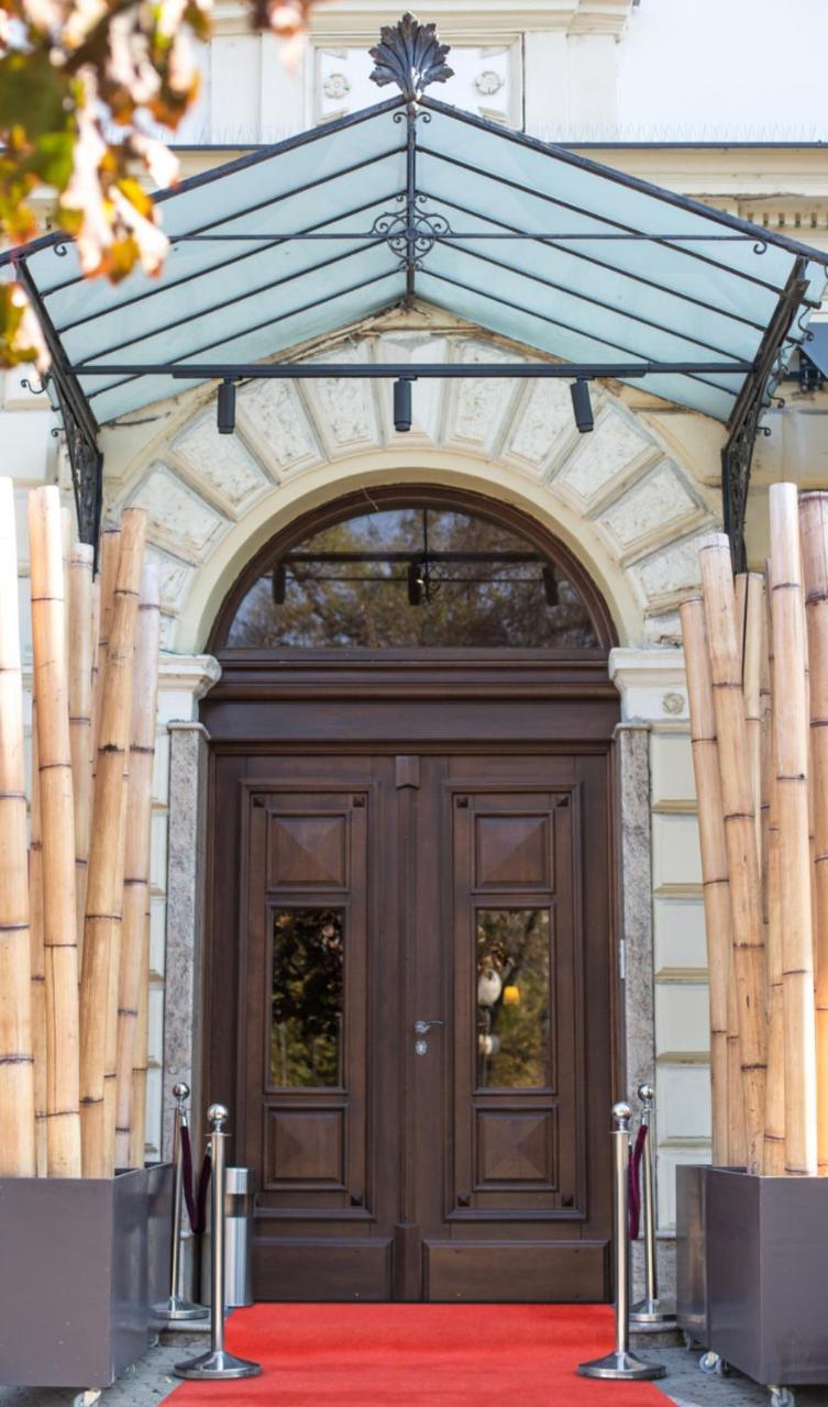 Hotel Grand Hedonist Pancevo Ngoại thất bức ảnh