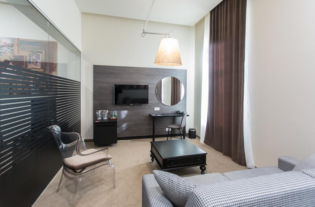 Hotel Grand Hedonist Pancevo Ngoại thất bức ảnh
