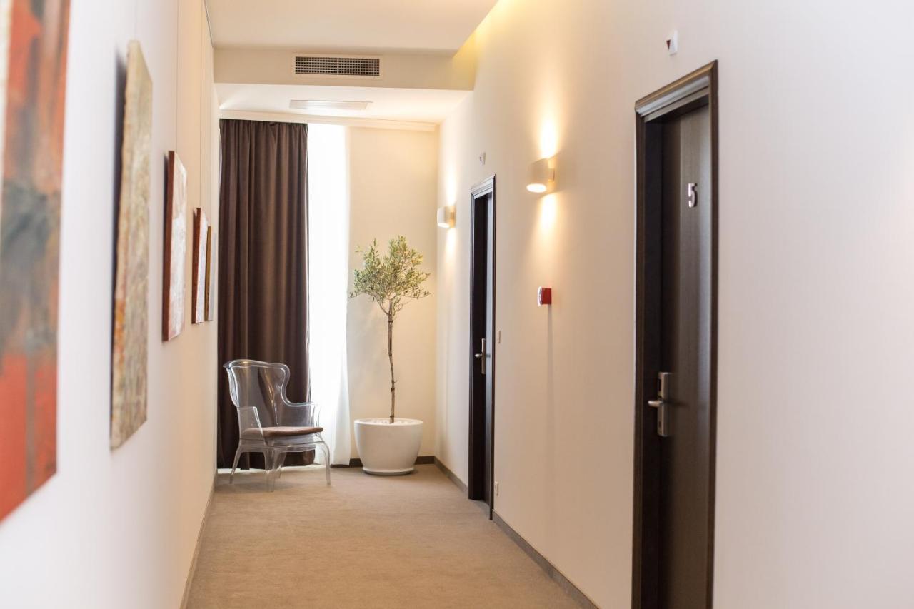 Hotel Grand Hedonist Pancevo Ngoại thất bức ảnh