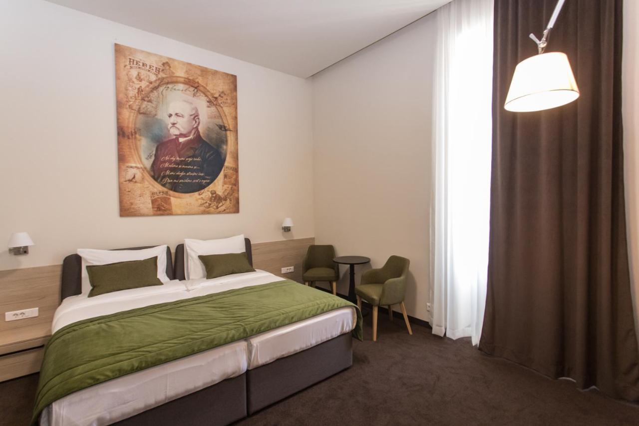 Hotel Grand Hedonist Pancevo Ngoại thất bức ảnh