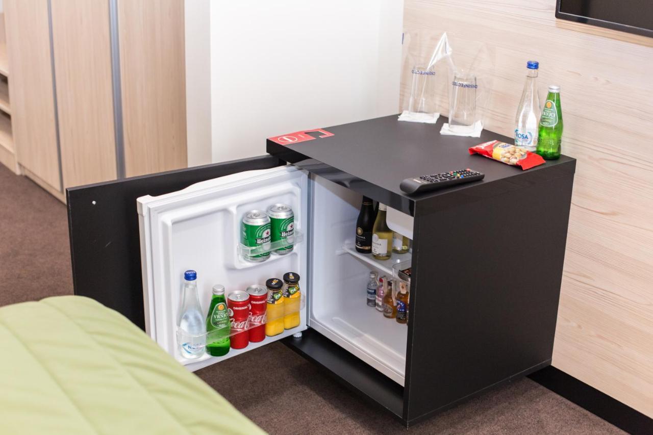 Hotel Grand Hedonist Pancevo Ngoại thất bức ảnh